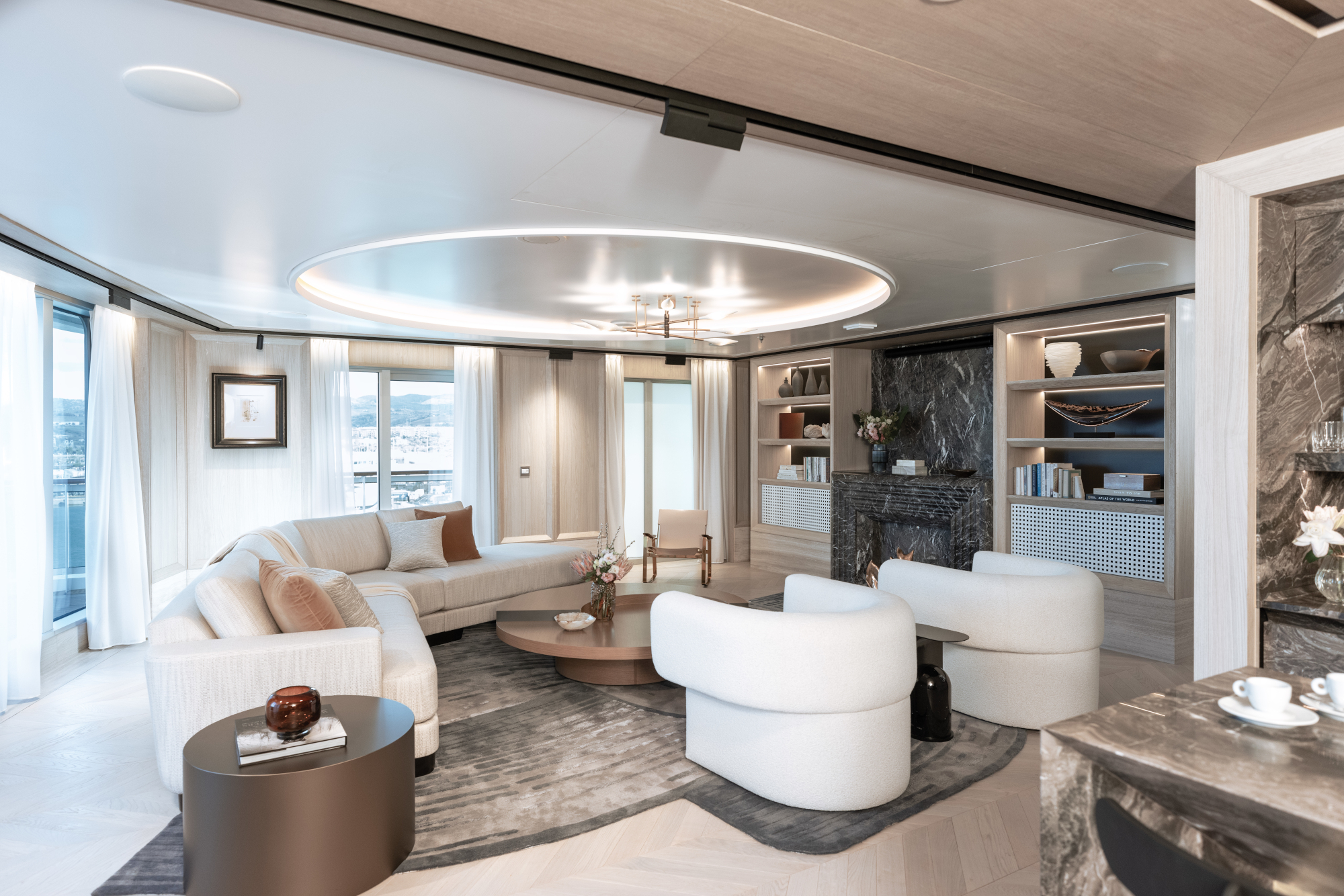 MyCruise Regent-Seven-Seas-Cruises Seven-Seas-Grandeur Kahytter Suite RS3